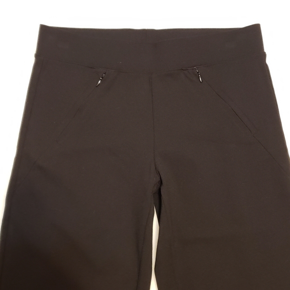 HUE Black Flat Front Pull On Pants - Picture 3 of 16